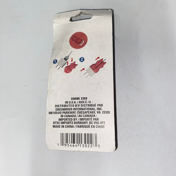 New USB Plug Cover - Picture 3 of 3